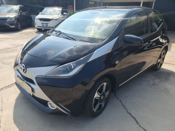 TOYOTA AYGO 1.0 VVT-i 69 CV 5 porte x-clusiv OK NEOPATENTATO